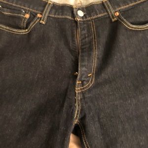 Levi’s 531 athletic slim fit.